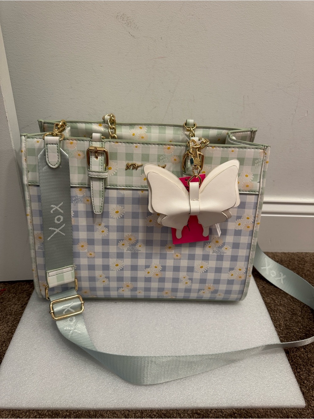 Betsey Johnson gingham daisy print tote bag purse with butterfly charm NWT